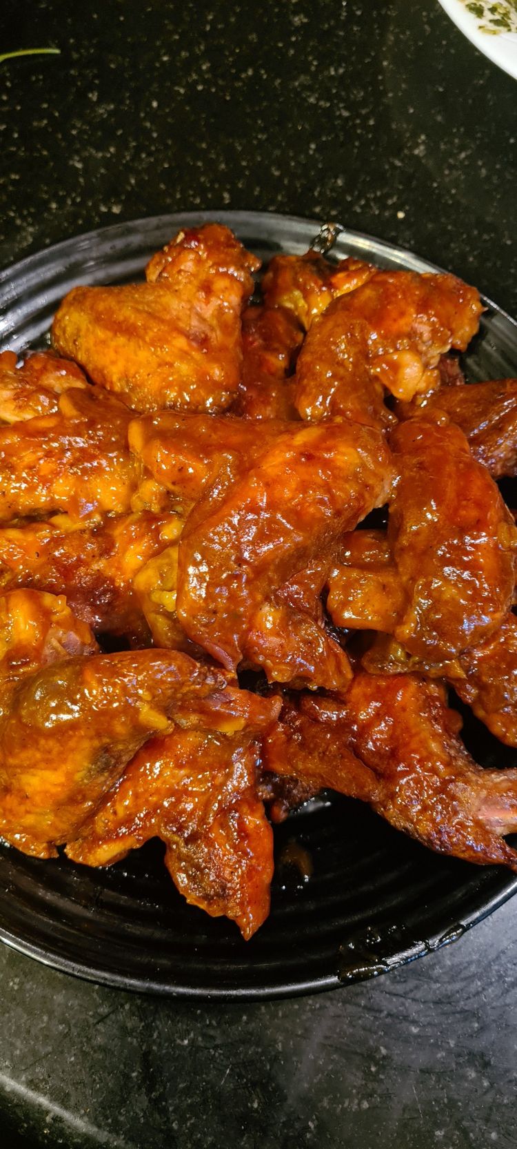 OVEN BAKED BBQ CHICKEN WINGS
