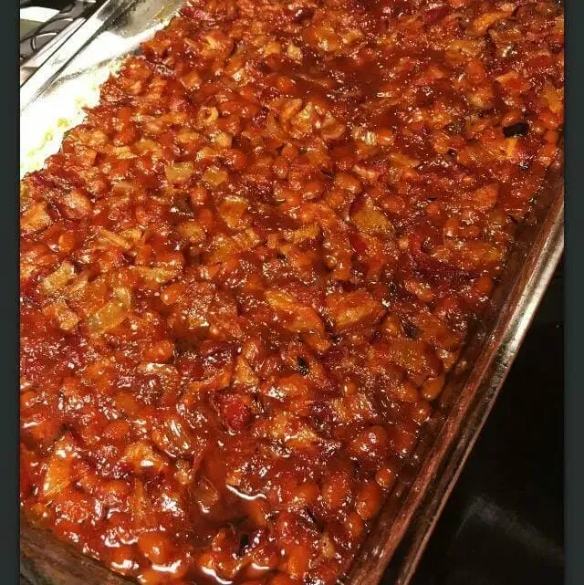 BROWN SUGAR AND BACON BAKED BEANS