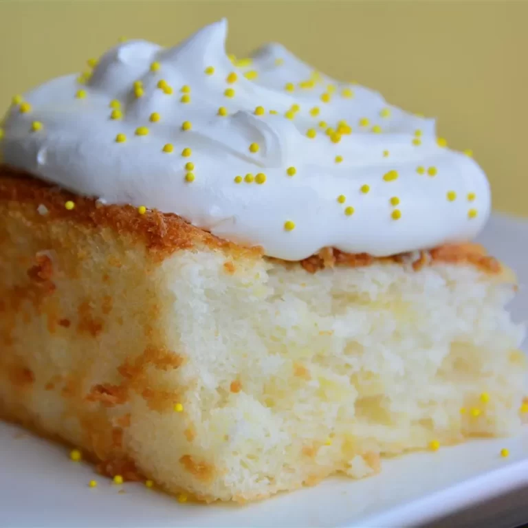 PINEAPPLE ANGEL FOOD CAKE