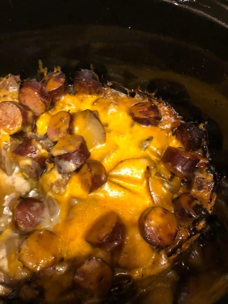 SLOW COOKER SAUSAGE AND POTATOES