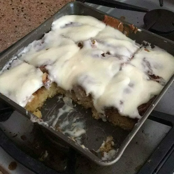 Sweet and Moist Cinnamon Roll Cake with Cream Cheese Frosting