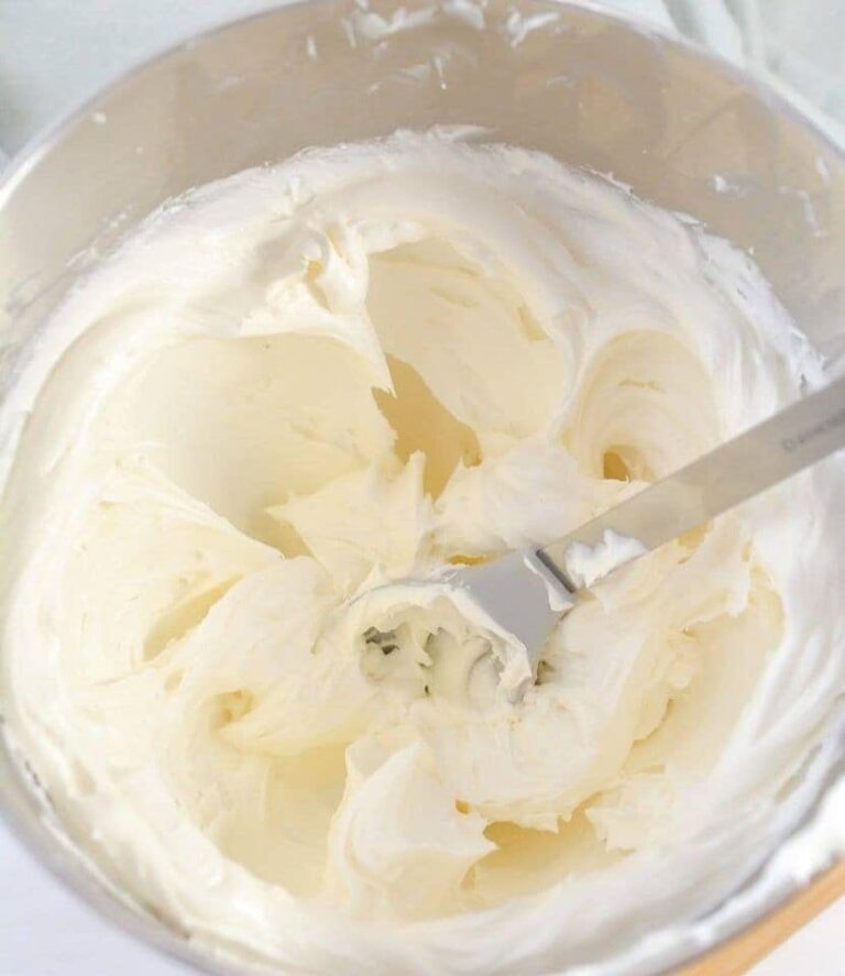 Homemade buttercream frosting