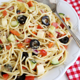 ITALIAN SPAGHETTI PASTA SALAD WITH CREAMY PARMESAN DRESSING