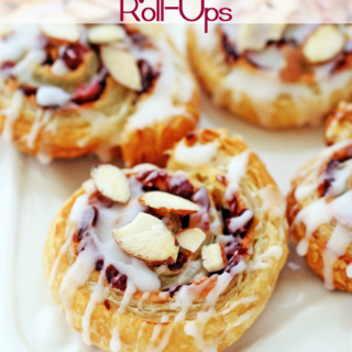 SWEET CRANBERRY CREAM CHEESE ROLL UPS