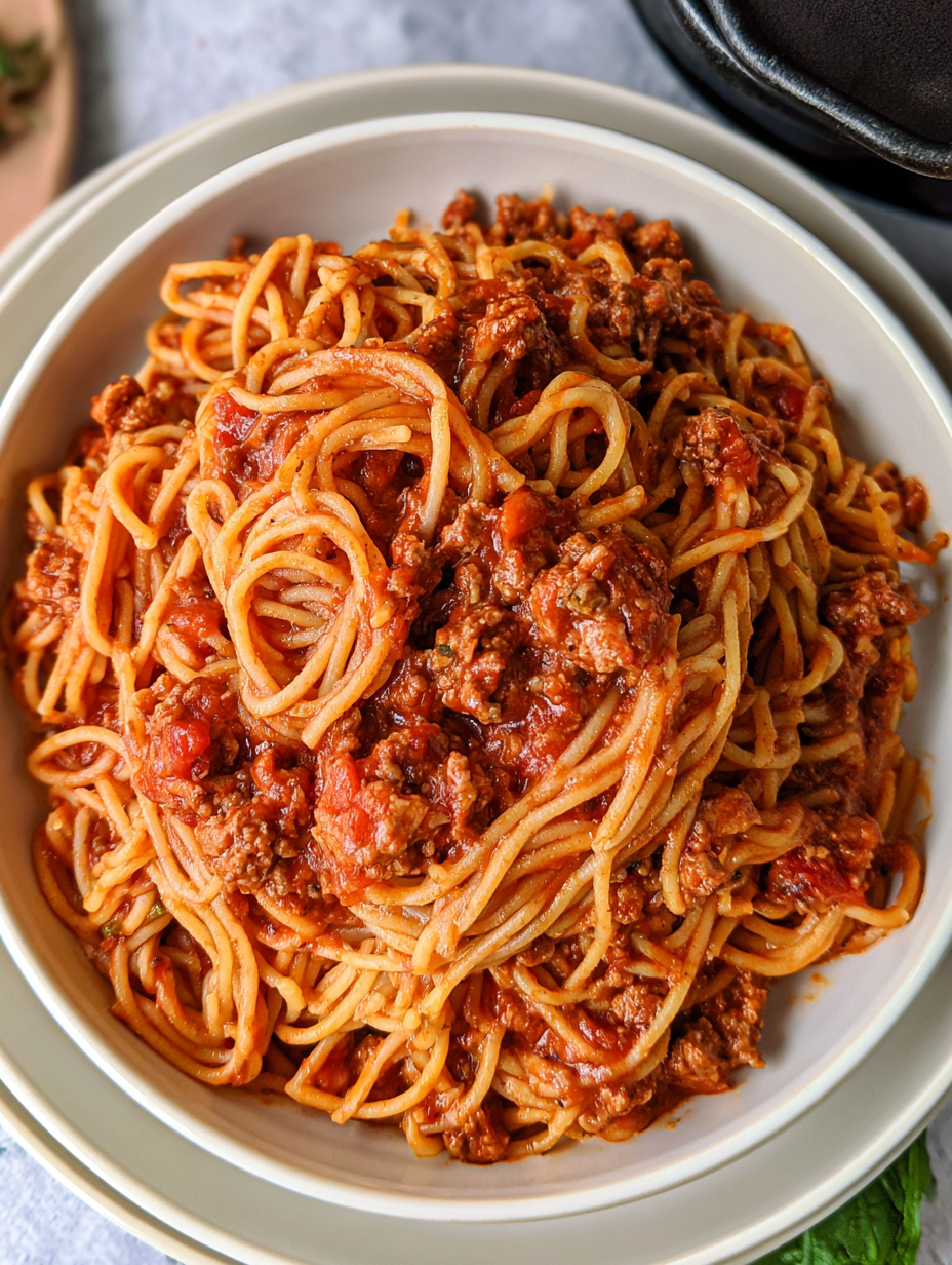 5-Ingredient Slow Cooker One Pot Spaghetti 5 5-Ingredient Slow Cooker One Pot Spaghetti