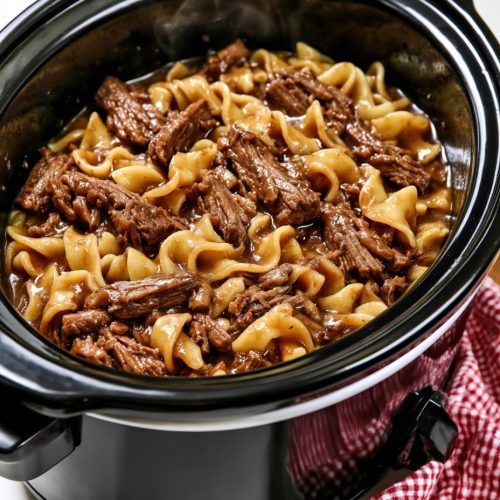 Slow Cooker 4-Ingredient Beef and Noodles 6 Slow Cooker 4-Ingredient Beef and Noodles