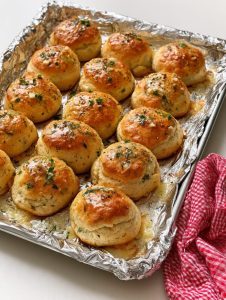 Oven Baked 3-Ingredient Biscuit Ranch Bombs