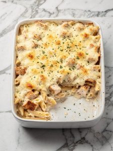Easy Chicken Alfredo Casserole