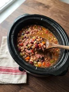 Slow Cooker 15 Bean Soup