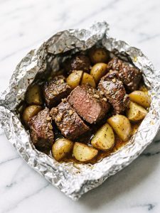 Garlic Steak and Potato Foil Packs