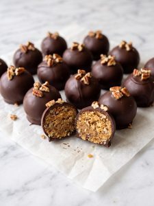 Pecan Pie Balls